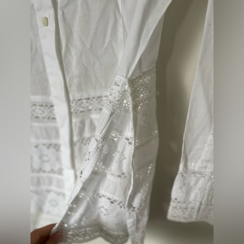VAN LAACK embroidered button-down blouse - Picture 5 of 11